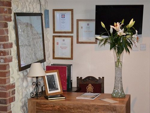 The Barns Bed & Breakfast 4*